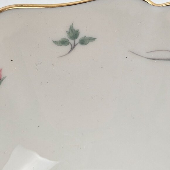 Lenox Rose Manor Scalloped Bowl Cream Pink Rose Floral Gold Trim Made in USA - Picture 9 of 9